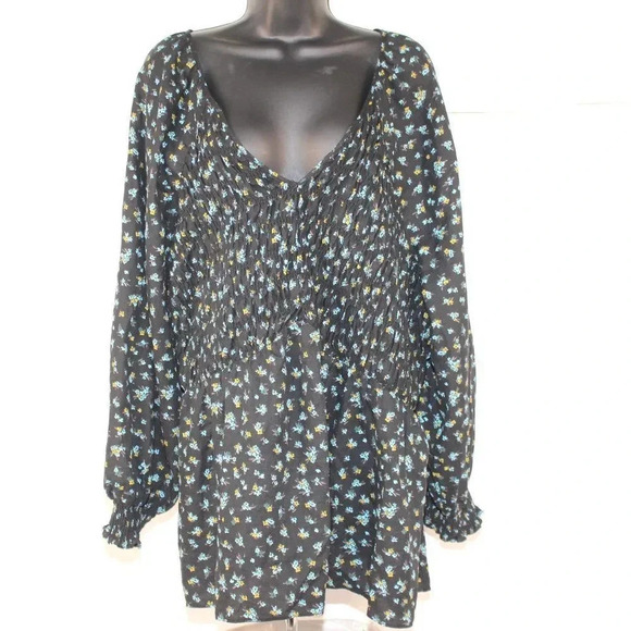 AVA& VIV - Picture 1 of 7